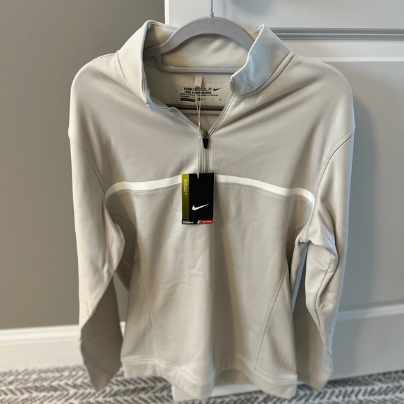 Nike golf therma fit shirt new with tags size small - Picture 3 of 3